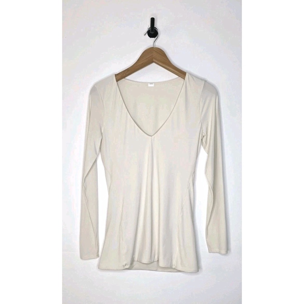 Lululemon Wundermost Ultra-Soft Nulu V Neck Long-Sleeve Shirt Women's Size 6